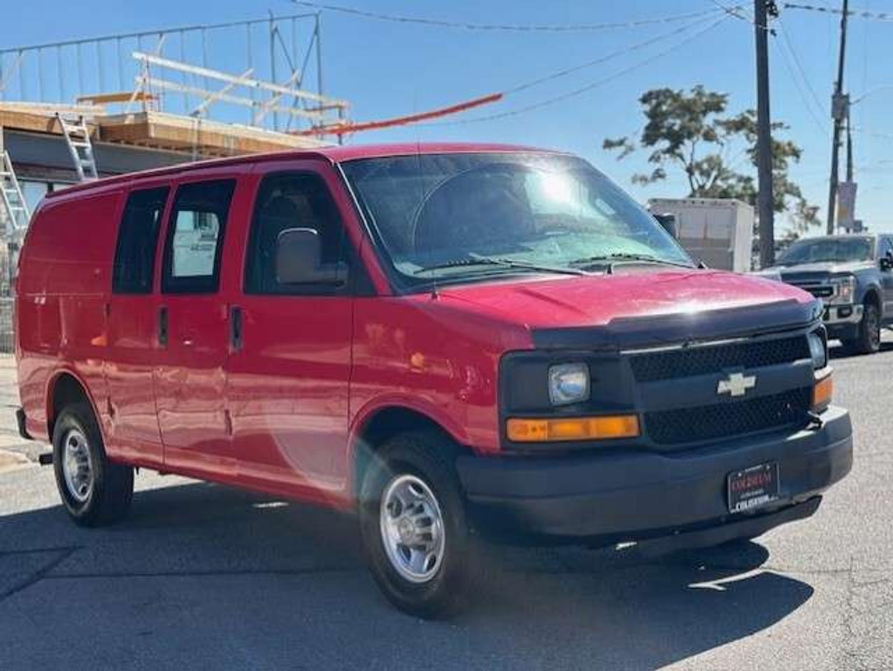 2016 Chevrolet Express 2500 2500 V8 4.8L **NEW BRAKES/TIRES/CERTIFIED** Photo