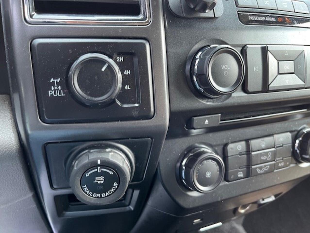 2018 Ford F-150 4WD V8 SuperCab 8' LONG BOXXX-CAP-CAMERA-BED SLIDE Photo