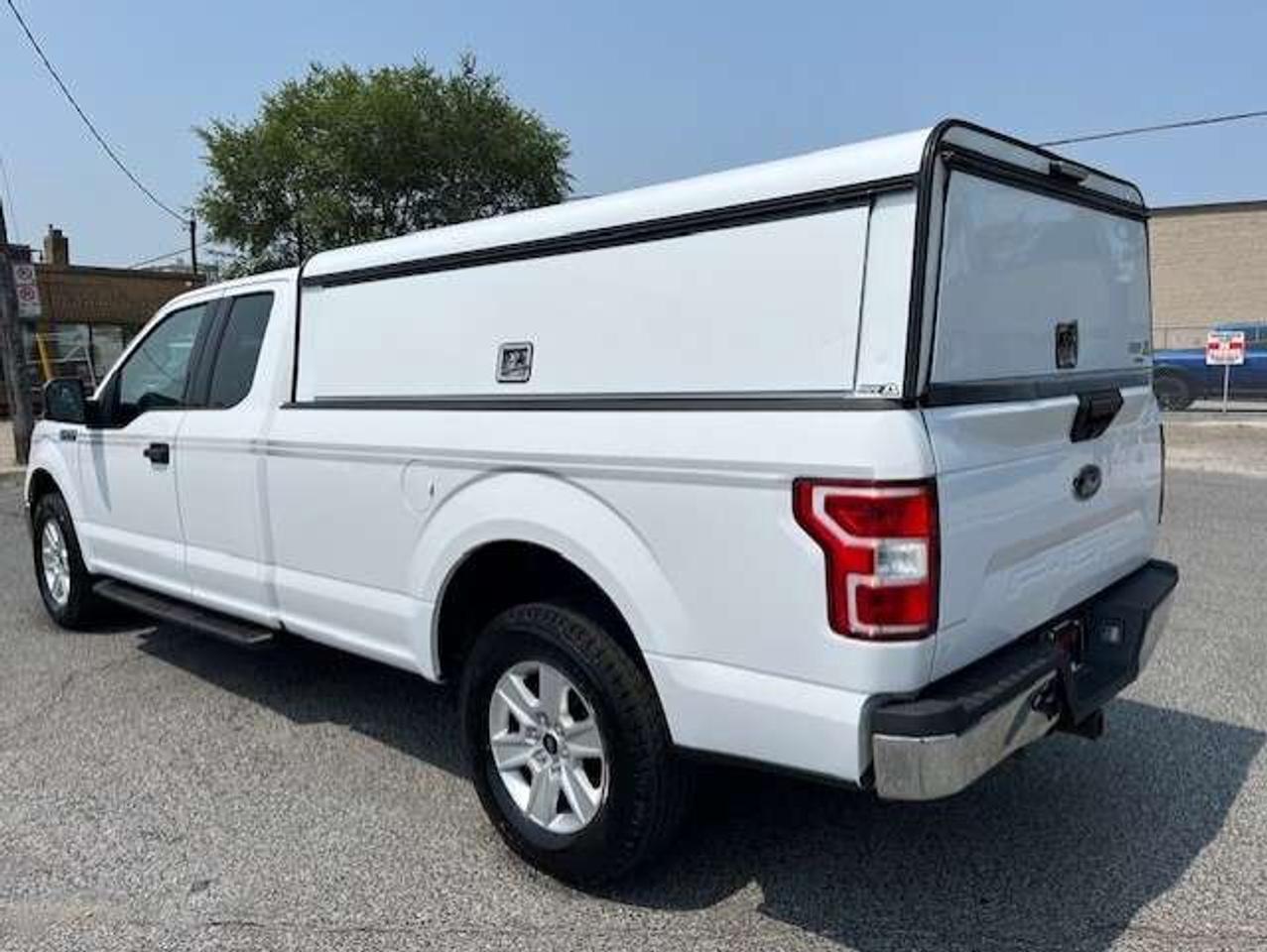 2018 Ford F-150 4WD V8 SuperCab 8' LONG BOXXX-CAP-CAMERA-BED SLIDE Photo