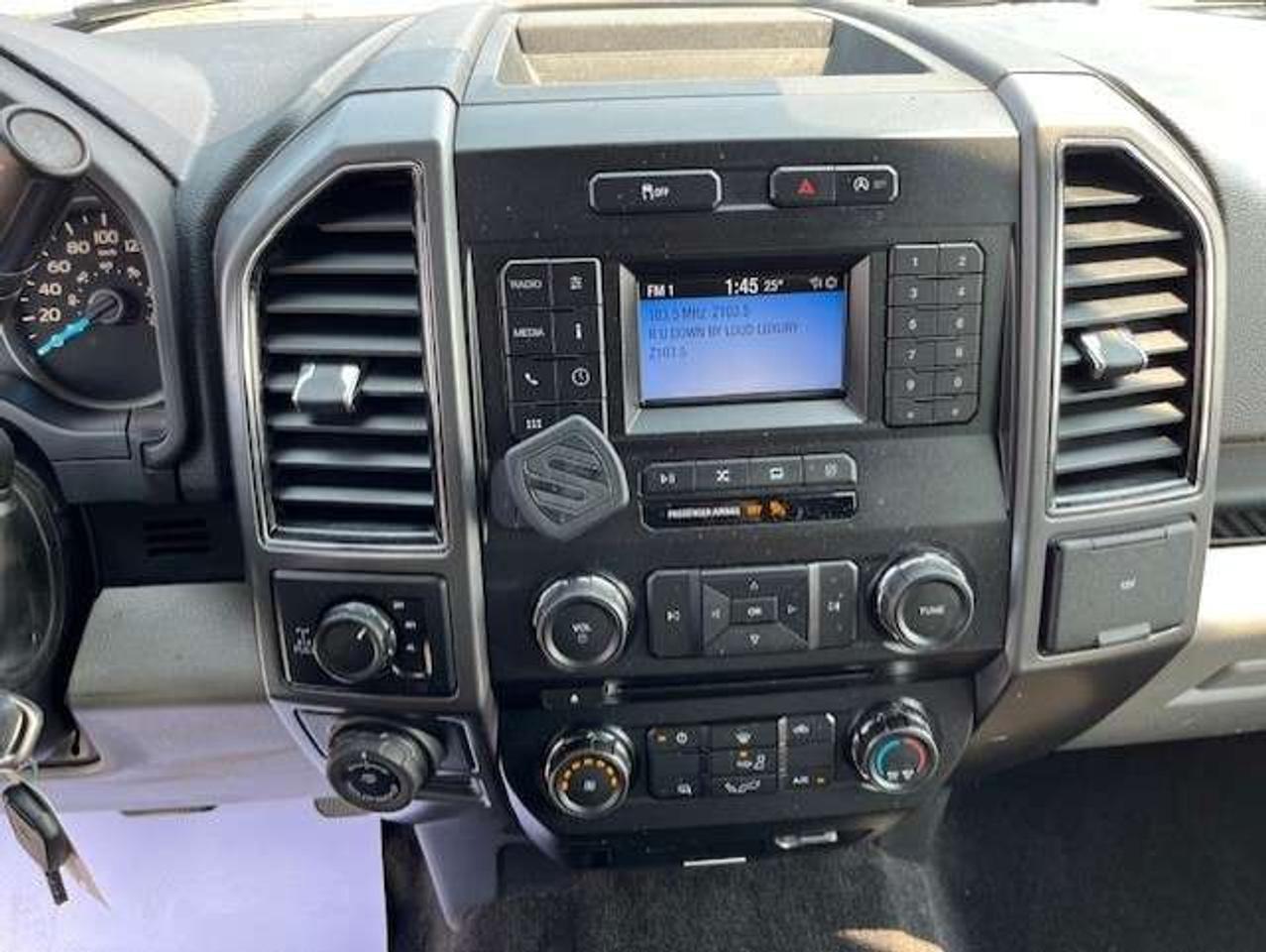 2018 Ford F-150 4WD V8 SuperCab 8' LONG BOXXX-CAP-CAMERA-BED SLIDE Photo