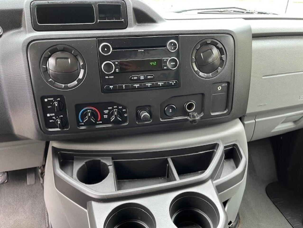 2010 Ford Econoline E-150 XLT **8 PASSENGER-CERTIFIED-4 TO CHOOSE** Photo