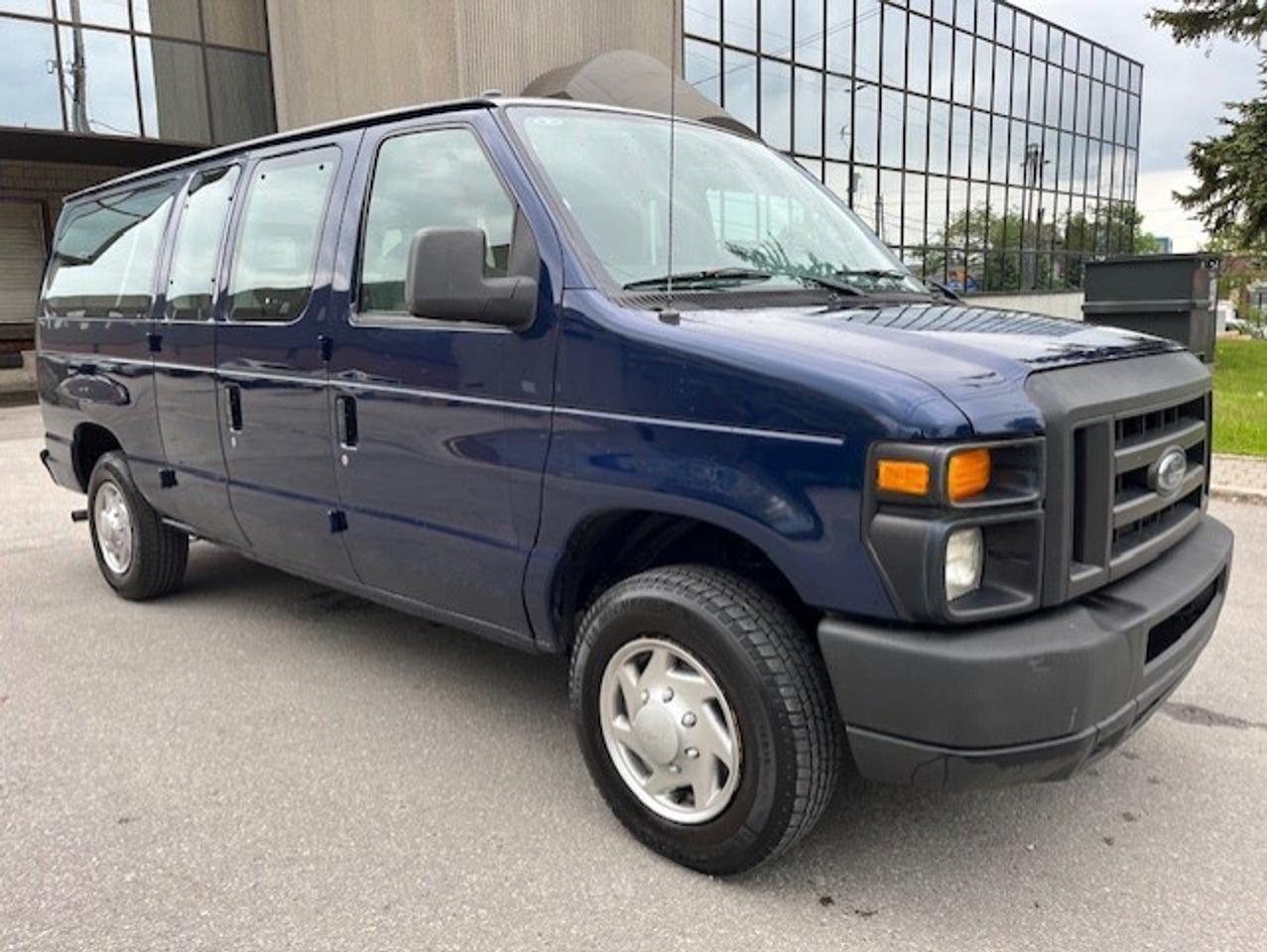 2010 Ford Econoline E-150 XLT **8 PASSENGER-CERTIFIED-4 TO CHOOSE** Photo