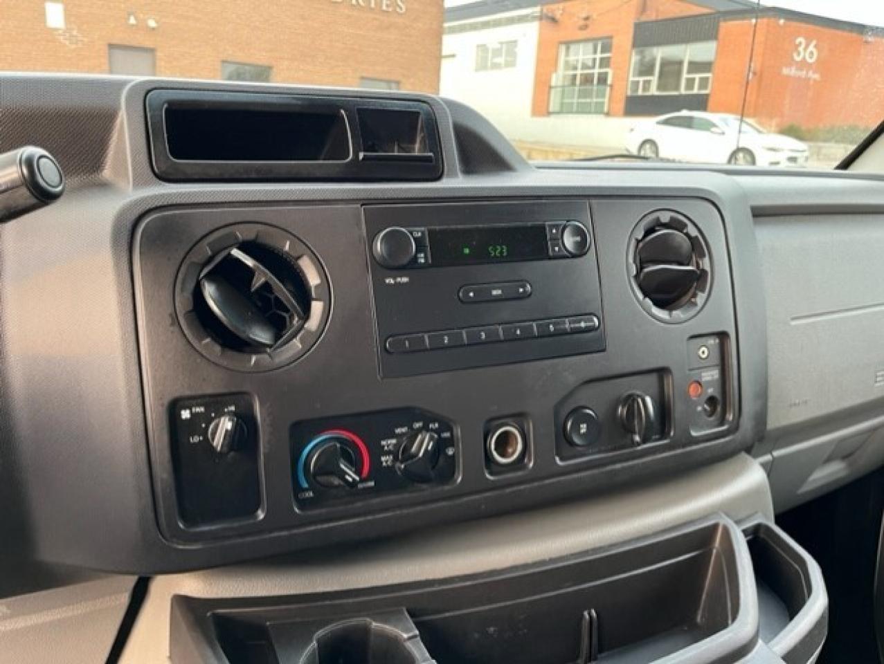 2012 Ford Econoline E-250 **FULL POWER OPTIONS-CERTIFIED-NO ACCIDENTS* Photo