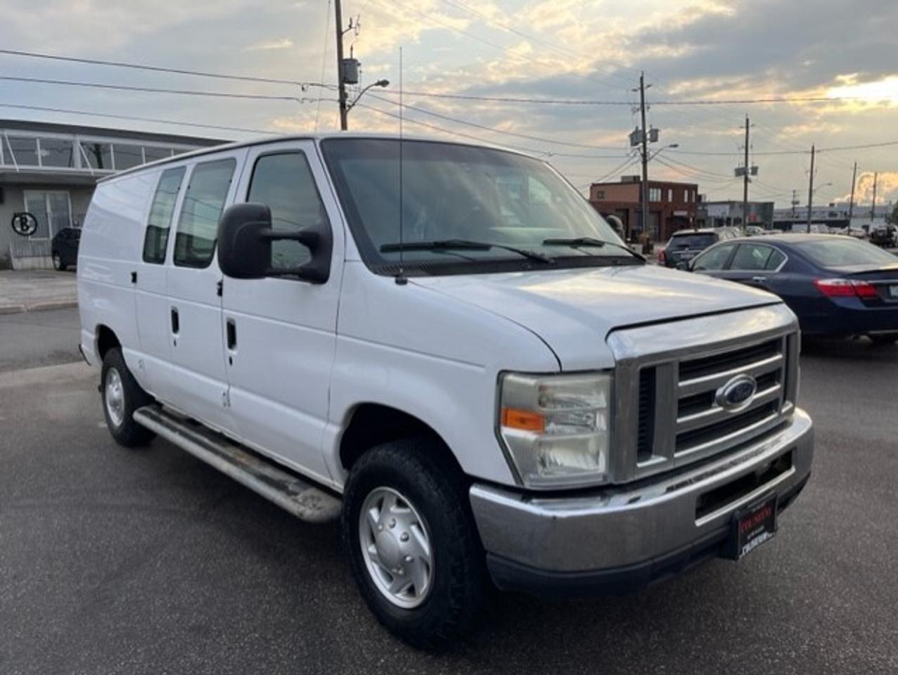 2012 Ford Econoline E-250 **FULL POWER OPTIONS-CERTIFIED-NO ACCIDENTS* Photo