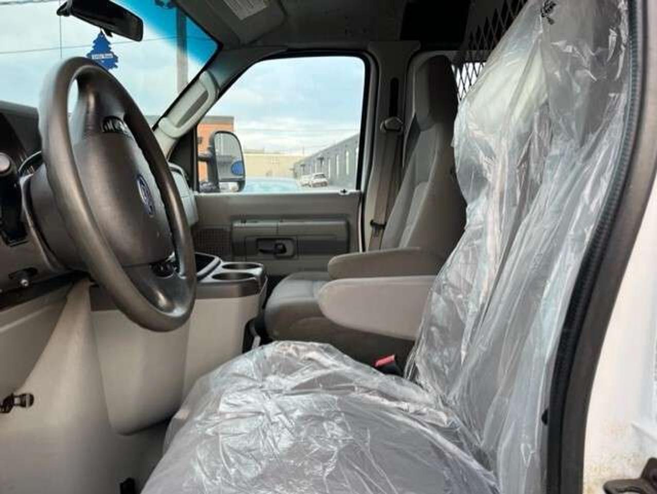 2012 Ford Econoline E-250 **FULL POWER OPTIONS-CERTIFIED-NO ACCIDENTS* Photo