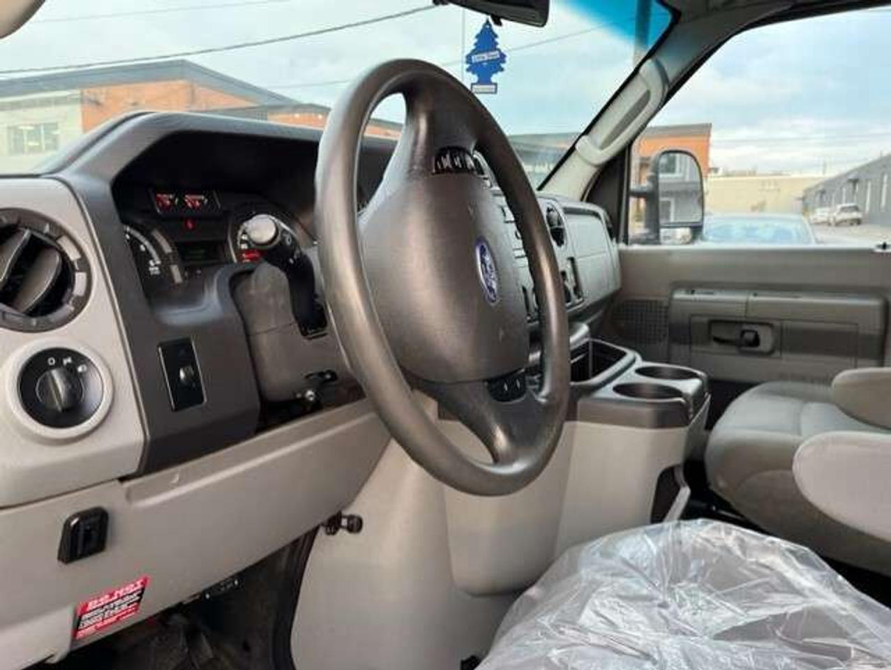 2012 Ford Econoline E-250 **FULL POWER OPTIONS-CERTIFIED-NO ACCIDENTS* Photo
