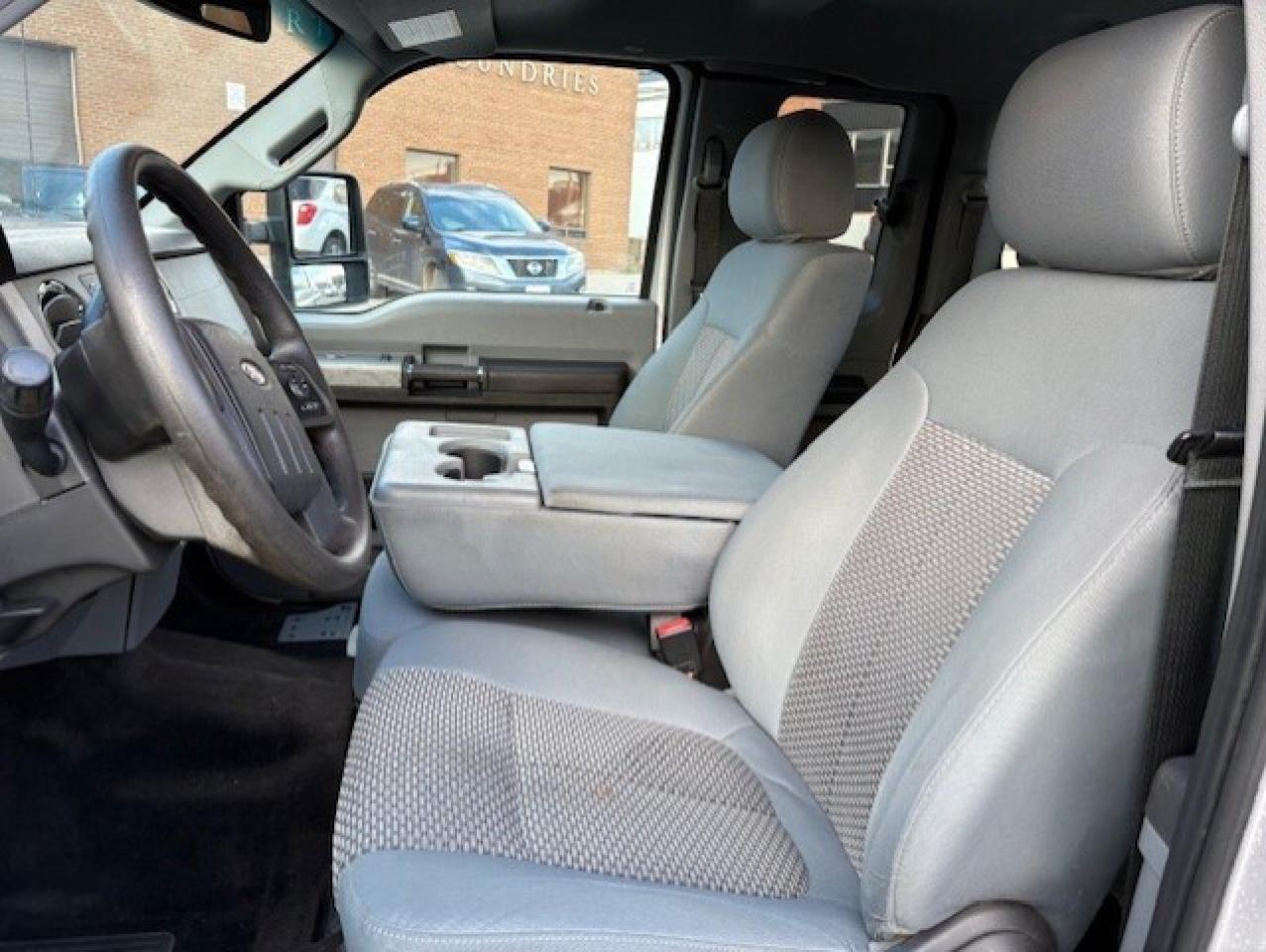 2015 Ford F-250 XLT 4WD SUPERCAB LONG BOX-BACK UP CAMERA-BLUETOOTH Photo