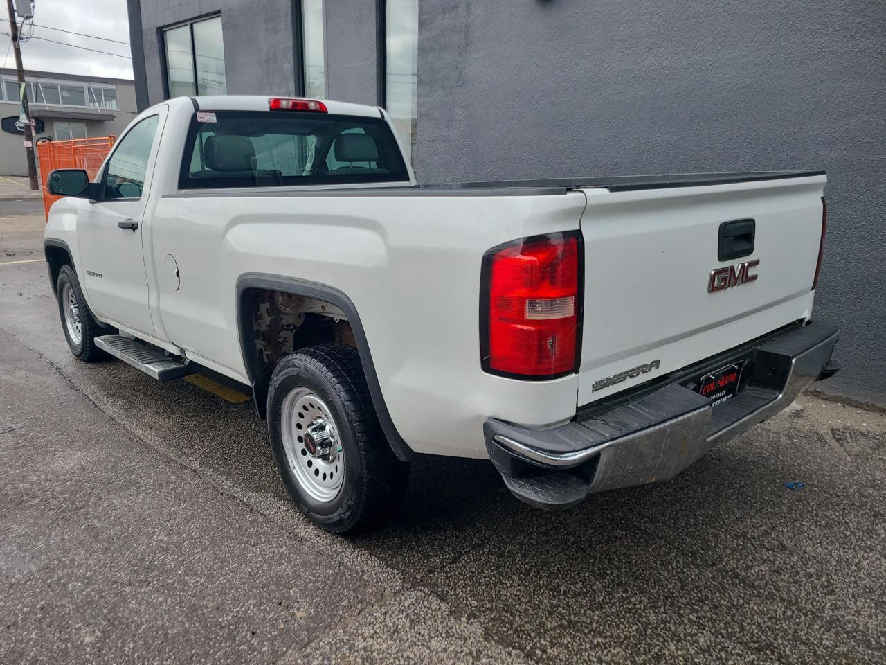 2017 GMC Sierra 1500 V6 REGULAR CAB 8 FOOT LONG BOX-1 OWNER-CERTIFIED! Photo2