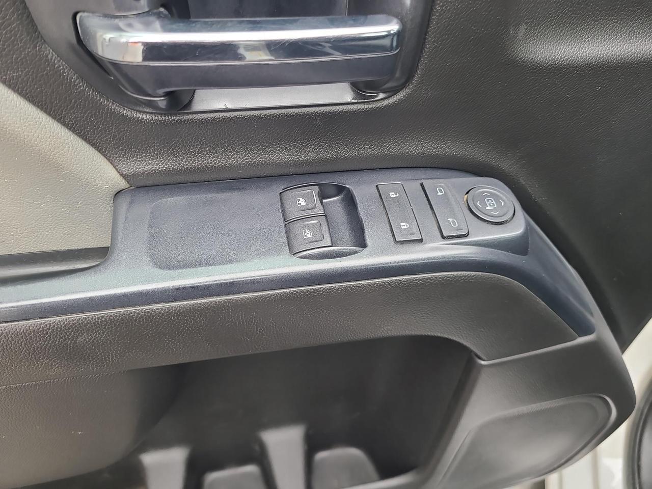 2017 GMC Sierra 1500 V6 REGULAR CAB 8 FOOT LONG BOX-1 OWNER-CERTIFIED! Photo