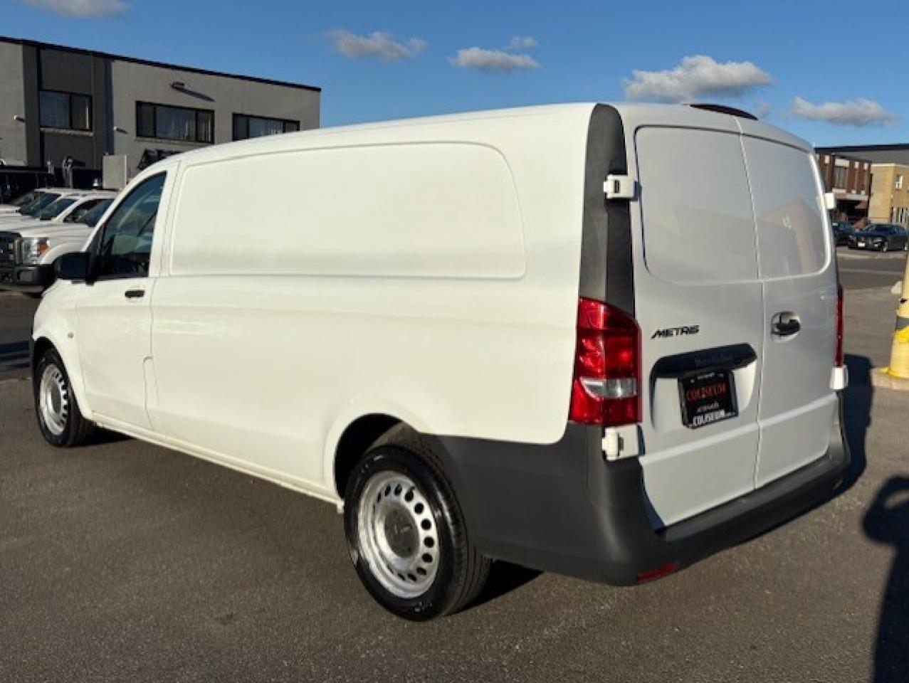 2018 Mercedes-Benz Metris Cargo Van 126WB-BACK UP CAMERA-NO WINDOWS-NEW BRAKES-TIRES Photo2