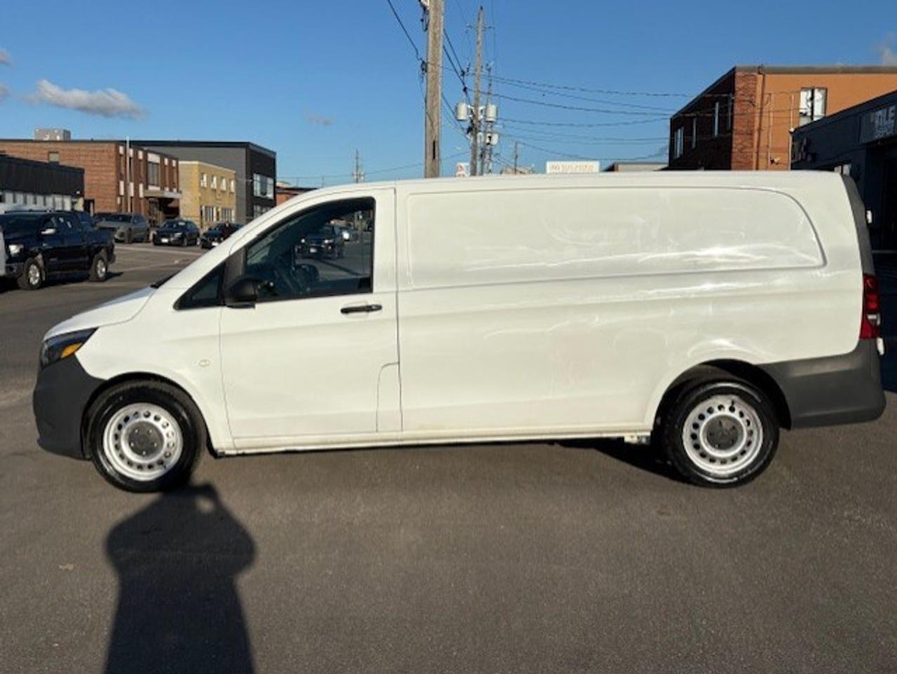 2018 Mercedes-Benz Metris Cargo Van 126WB-BACK UP CAMERA-NO WINDOWS-NEW BRAKES-TIRES Photo