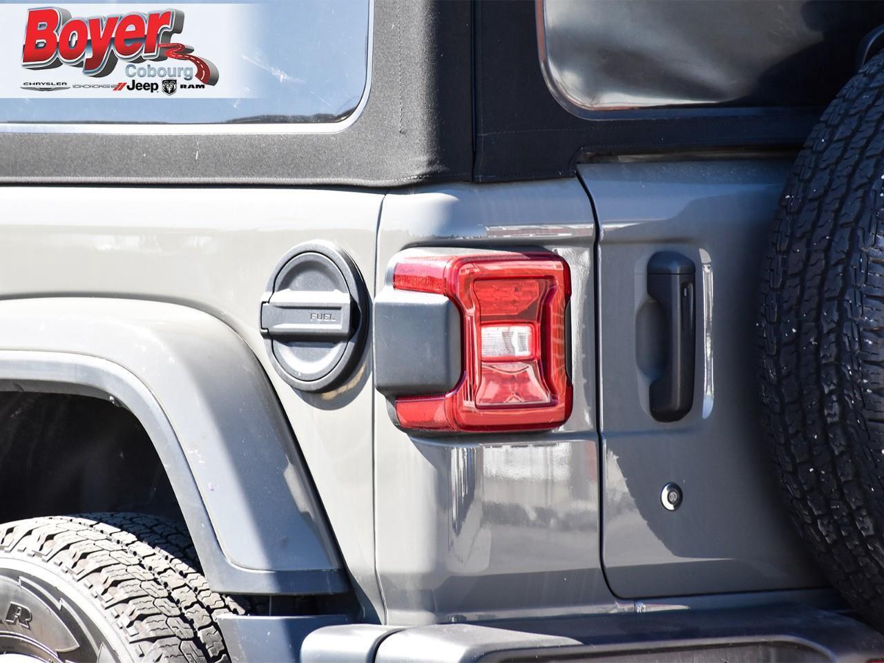 2020 Jeep WRANGLER UNLIMITED Sahara Photo