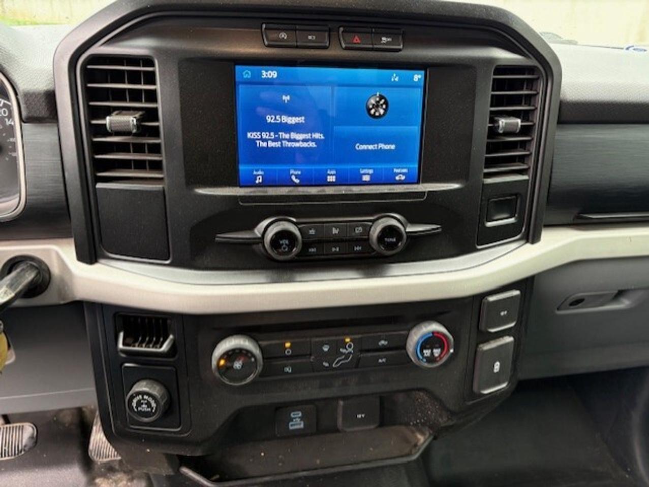 2021 Ford F-150 XL SUPERCAB-2.7L V6-BLUETOOTH-CAMERA-WE FINANCE Photo