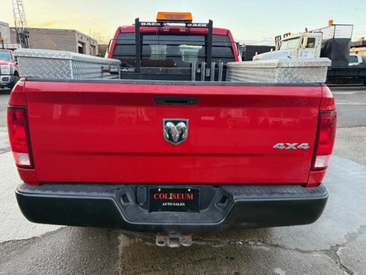 2014 RAM 1500 4WD V8 **QUAD CAB-1 OWNER-REMOTE START-CERTIFIED** Photo