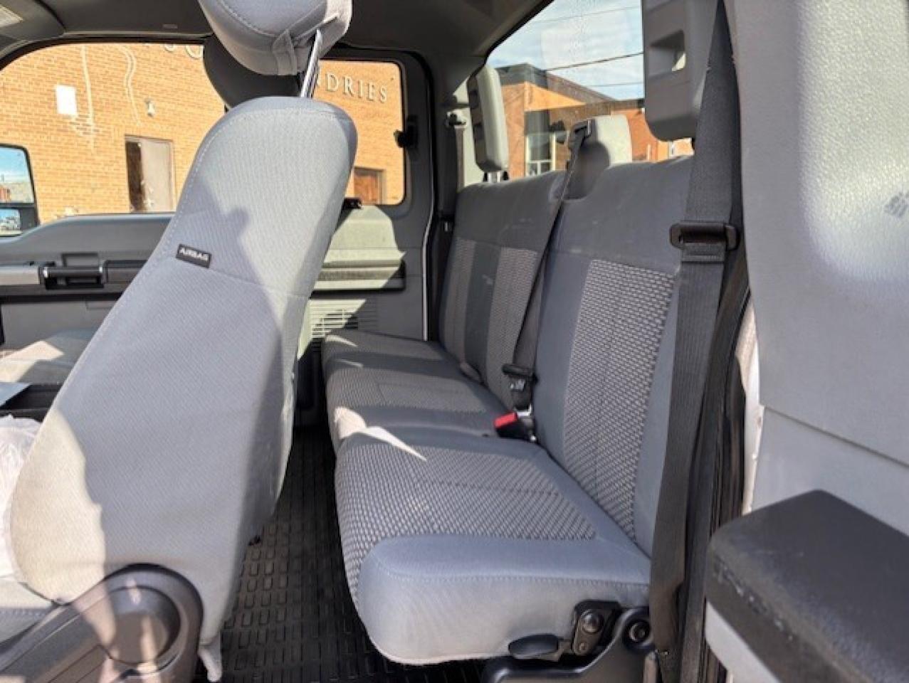 2015 Ford F-250 XLT 4WD SUPER CAB-SHORT BOX-FULLY CERTIFIED! Photo