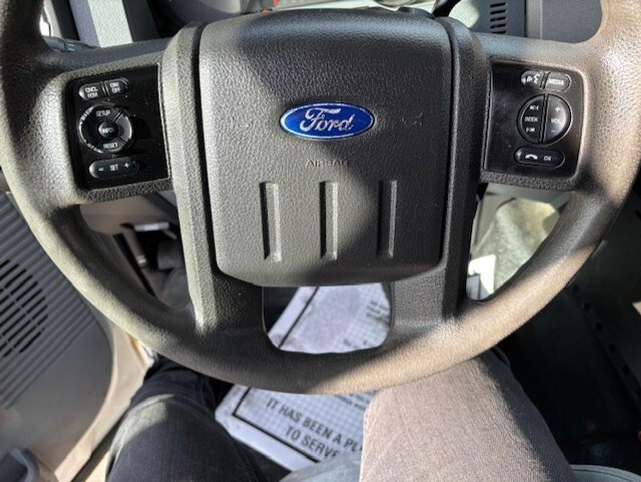 2015 Ford F-250 XLT 4WD SUPER CAB-SHORT BOX-FULLY CERTIFIED! Photo