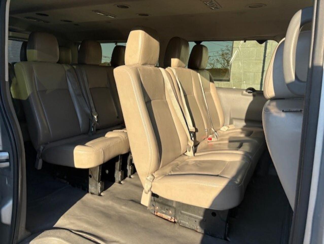 2016 Nissan NV 3500 V8 SL 12 PASSENGER-CAM-NAV-LEATHER-HTD SEATS Photo