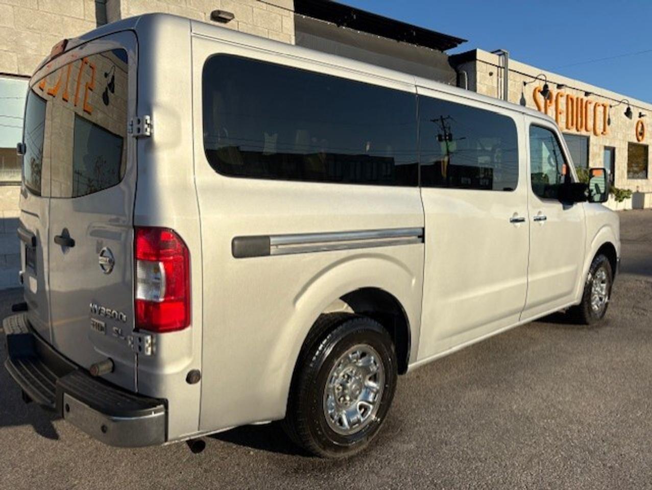 2016 Nissan NV 3500 V8 SL 12 PASSENGER-CAM-NAV-LEATHER-HTD SEATS Photo