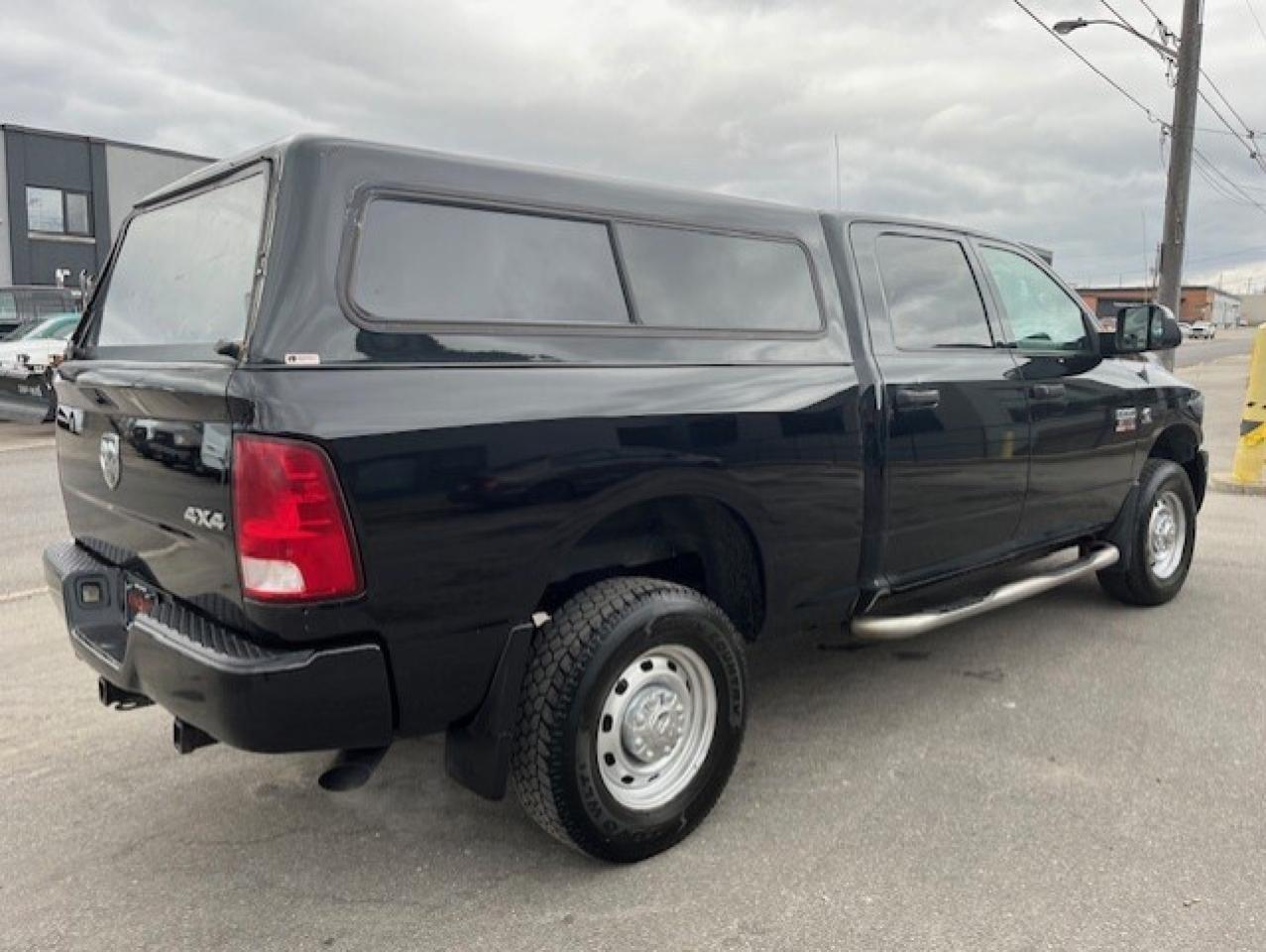 2011 RAM 2500 4WD **6.7L CUMMINS DIESEL-CREW CAB-SHORT BOX** Photo4