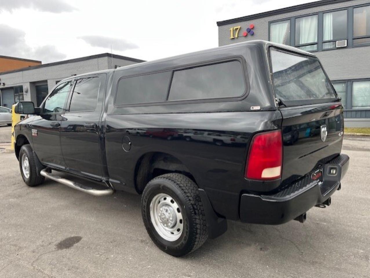 2011 RAM 2500 4WD **6.7L CUMMINS DIESEL-CREW CAB-SHORT BOX** Photo2