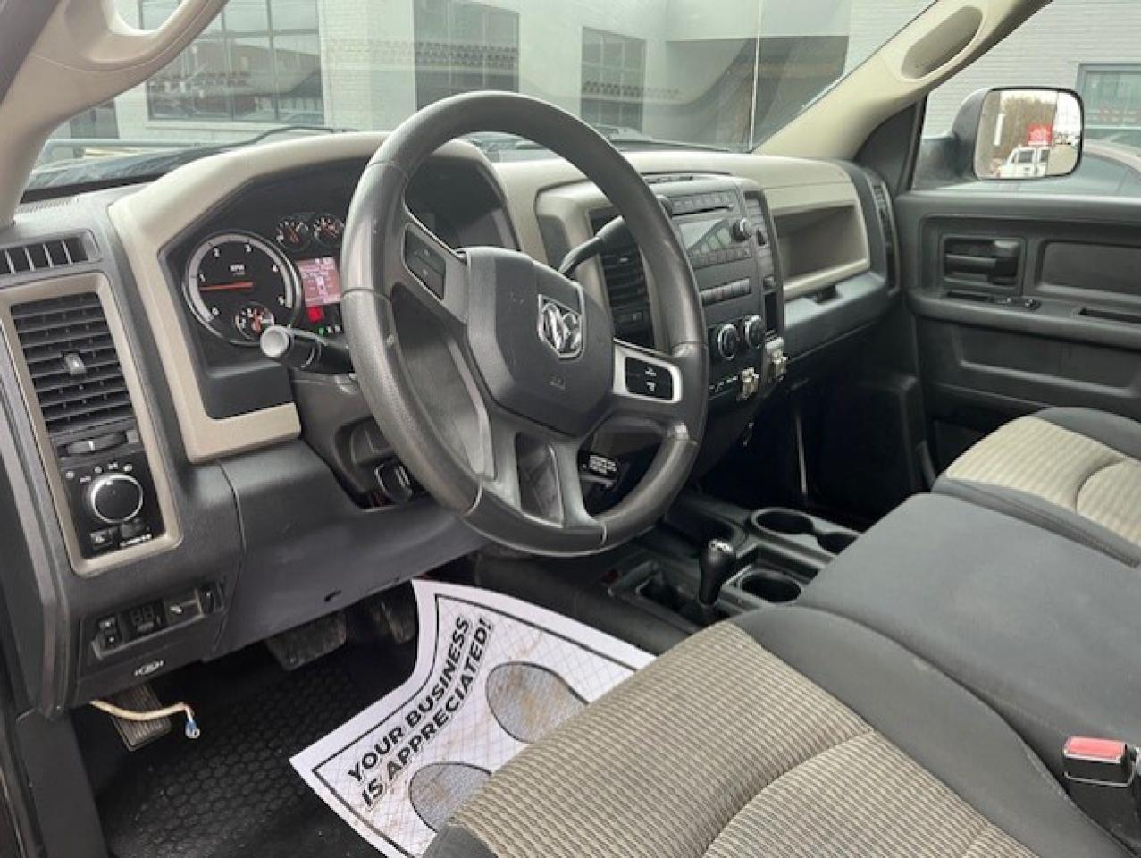 2011 RAM 2500 4WD **6.7L CUMMINS DIESEL-CREW CAB-SHORT BOX** Photo