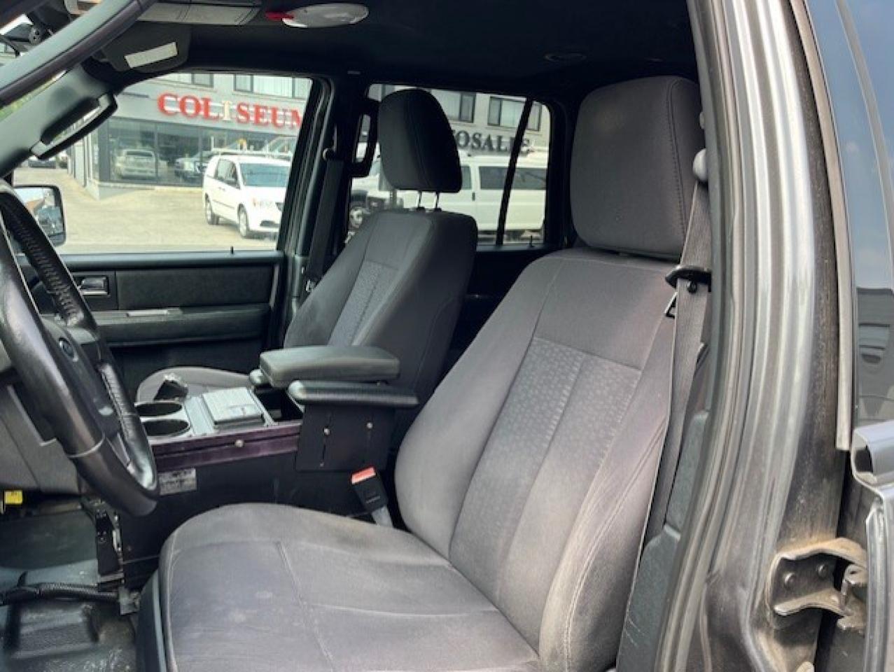 2015 Ford Expedition 4WD-1 OWNER-NO ACCIDENTS-CRUISE CONTROL-CERTIFIED! Photo