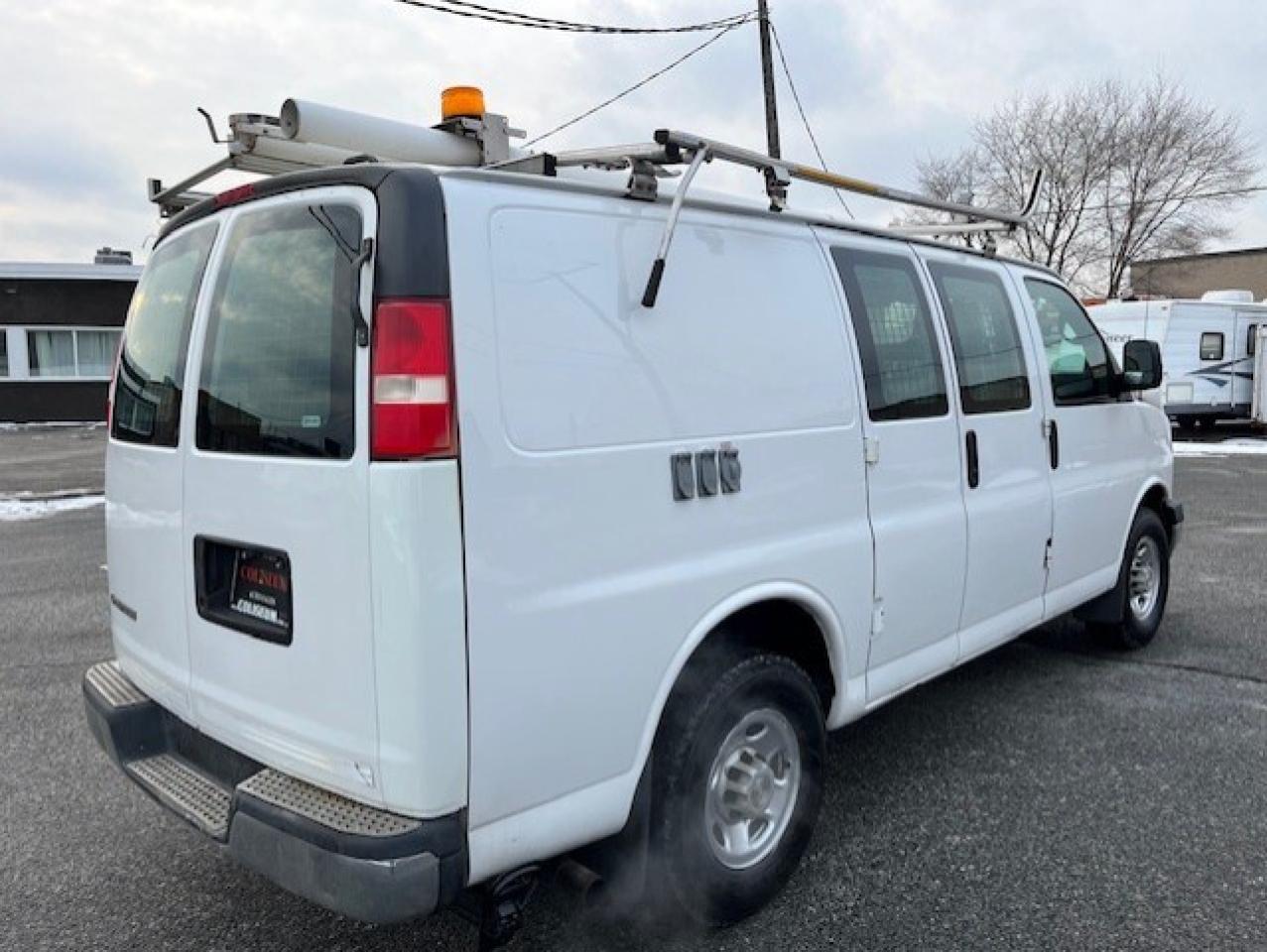 2009 Chevrolet Express 3500 LADDER RACKS-GENERATOR-POWER INVERTER-SHELVES Photo4