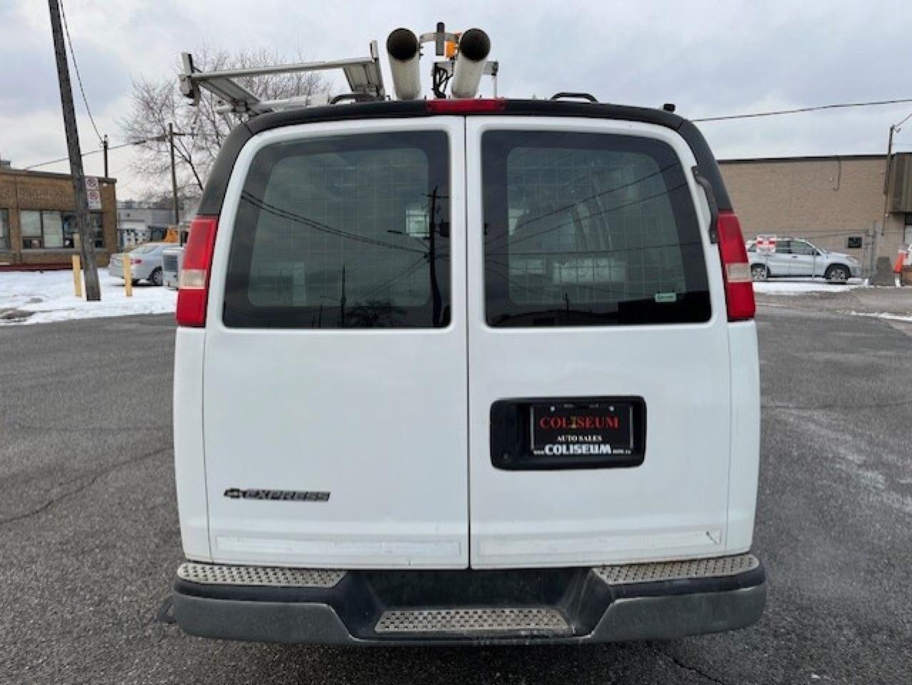 2009 Chevrolet Express 3500 LADDER RACKS-GENERATOR-POWER INVERTER-SHELVES Photo3