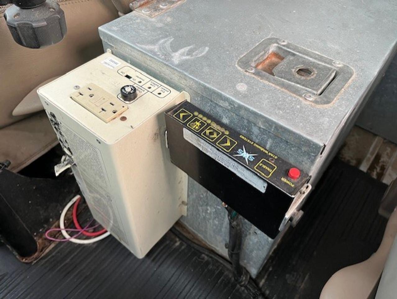 2009 Chevrolet Express 3500 LADDER RACKS-GENERATOR-POWER INVERTER-SHELVES Photo