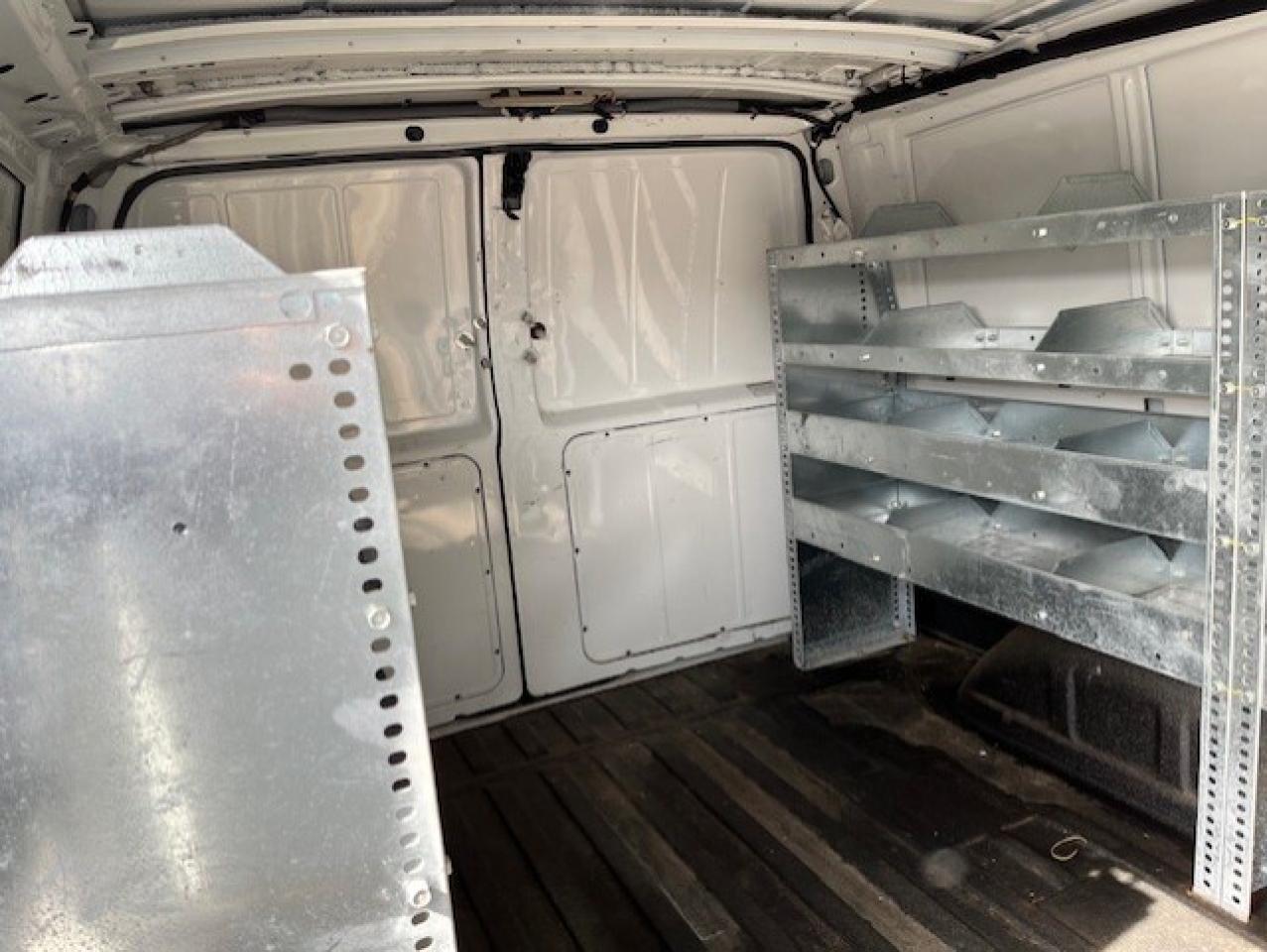 2005 GMC Safari Cargo LADDER RACKS-DIVIDER-SHELVES-CERTIFIED-NEW TIRES!! Photo