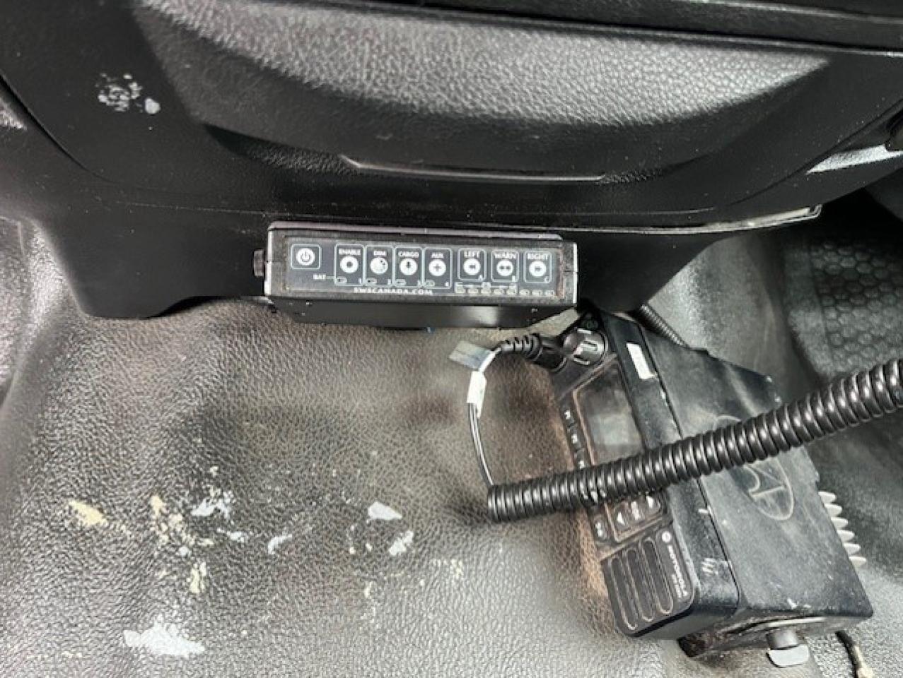 2014 RAM 1500 4WD V8 HEMI-CREW CAB-1 OWNER-CERTIFIED-WE FINANCE Photo