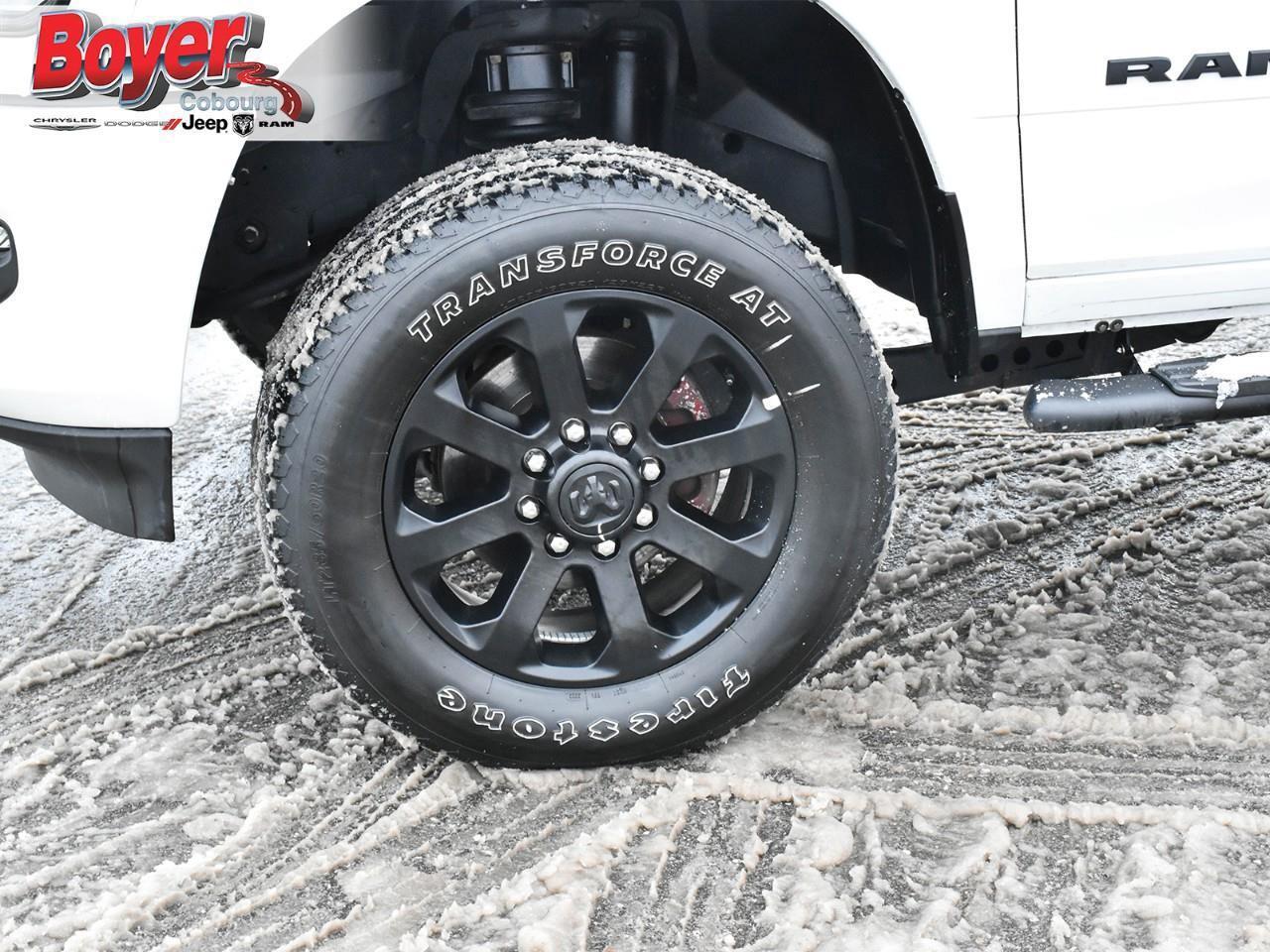 2024 RAM 3500 Big Horn Photo3