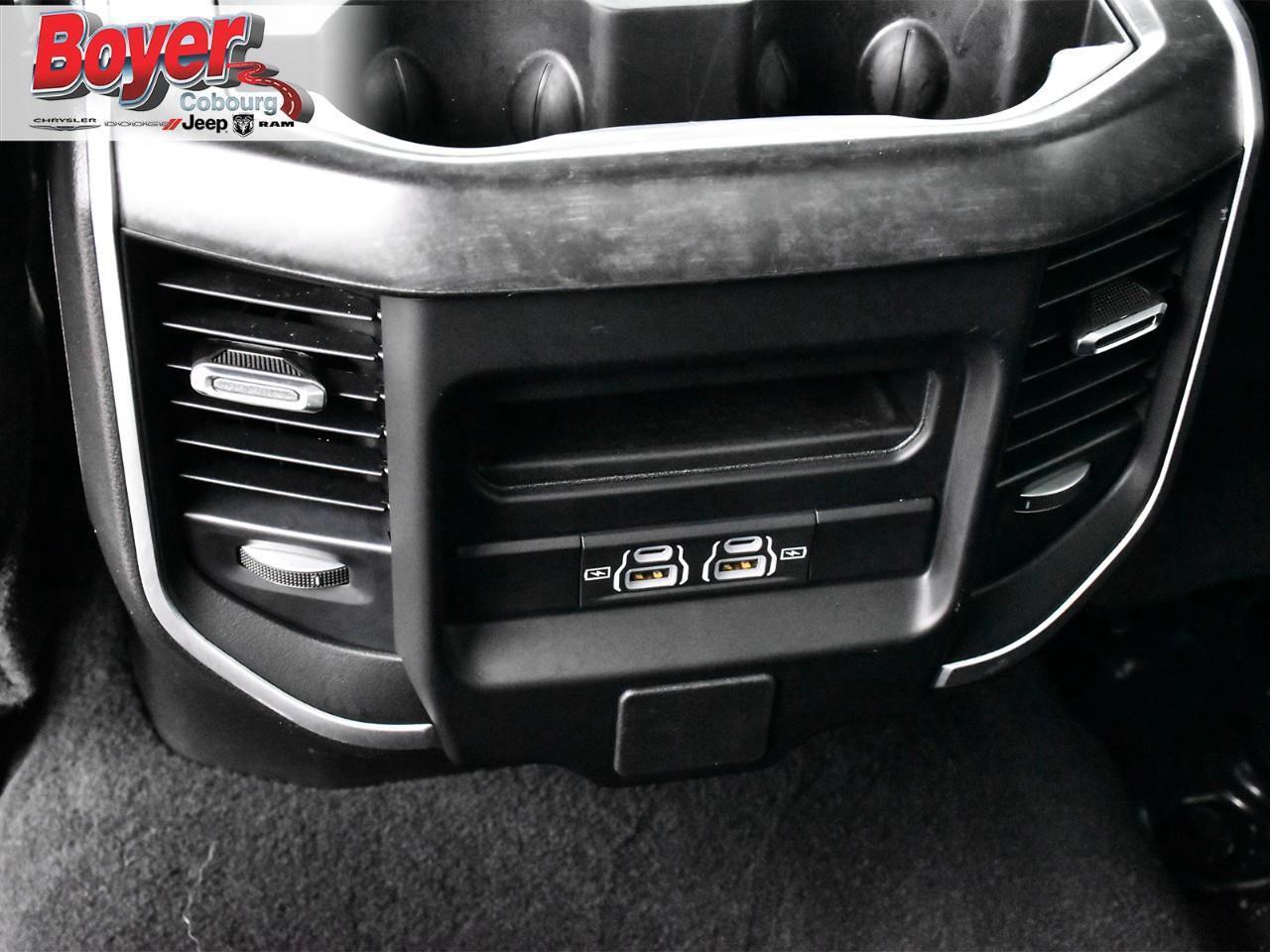 2024 RAM 3500 Big Horn Photo