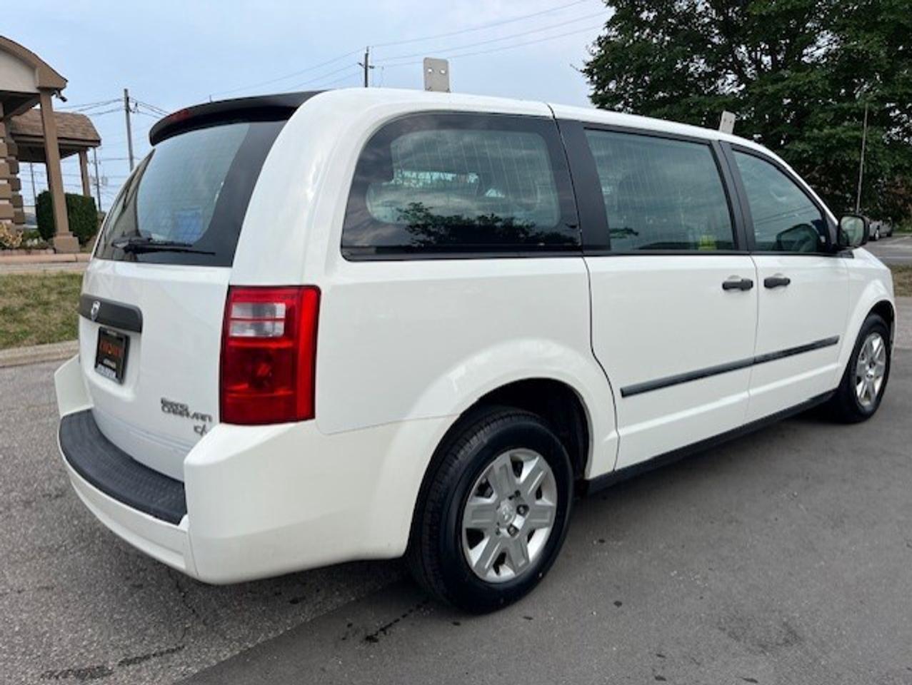 2010 Dodge Grand Caravan C/V-ONLY 39,000KM-1 OWNER-NO ACCIDENTS-CERTIFIED!! Photo