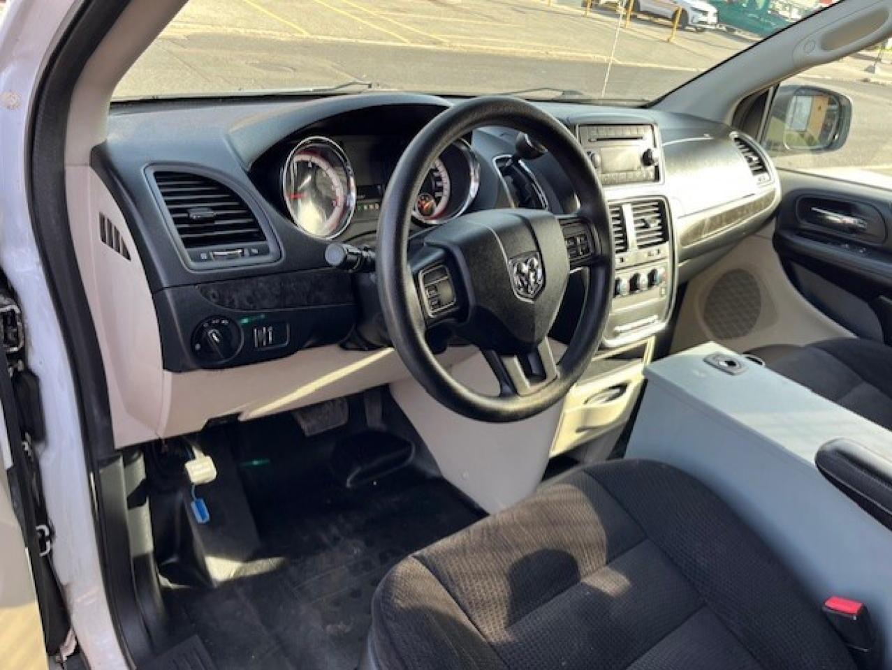 2014 RAM Cargo Van **ONLY 90,000KM-1 OWNER-BLUETOOTH-POWER INVERTER** Photo