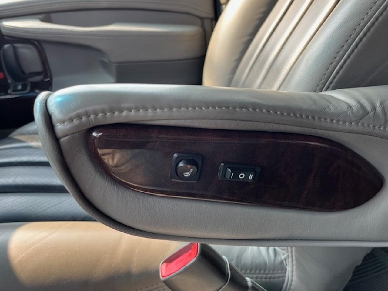 2011 GMC Savana 3500 EXPLORER LIMITED SE RAISED ROOF CONVERSION VAN!! Photo