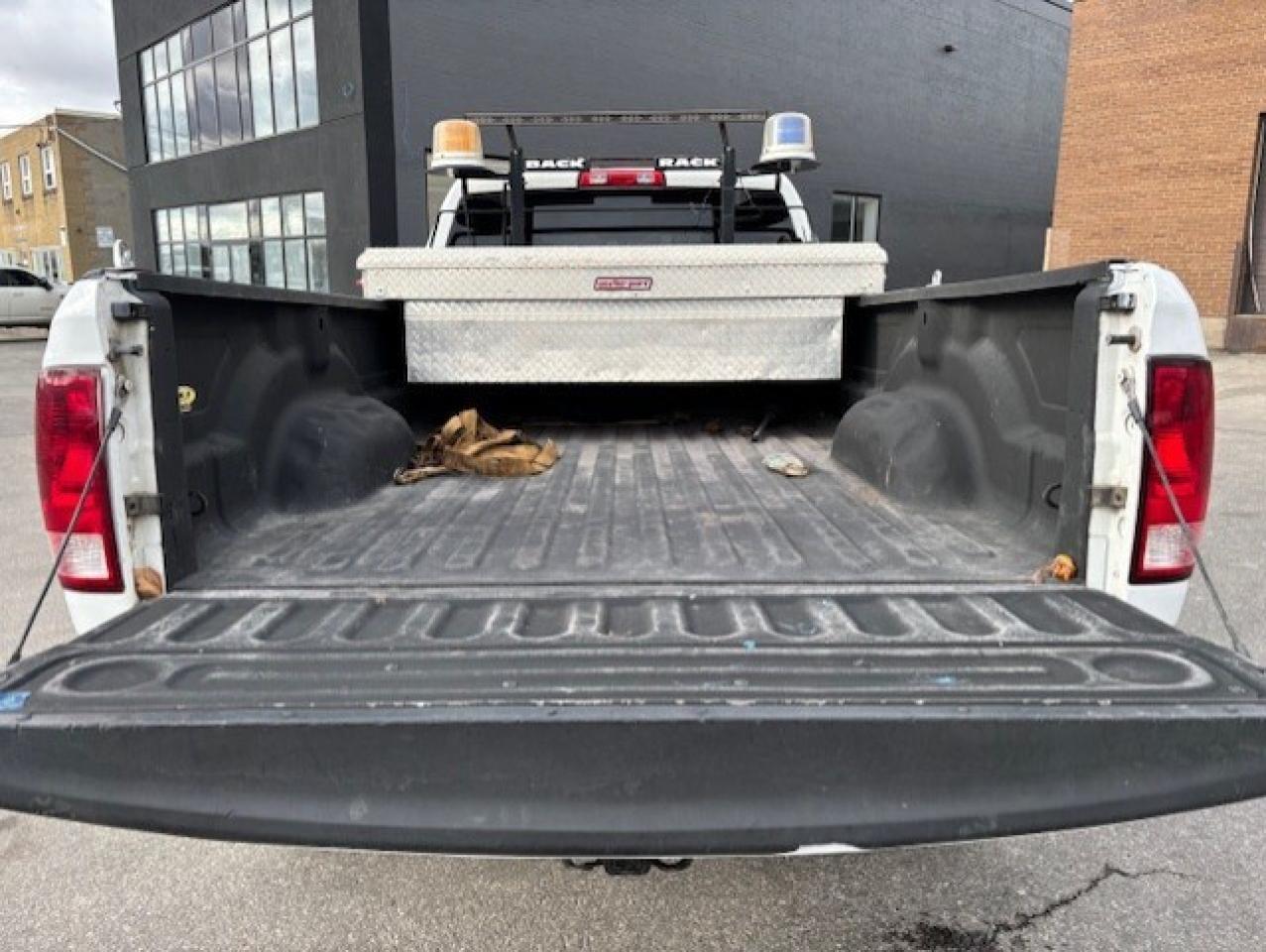 2012 RAM 2500 4WD 6.7L CUMMINS DIESEL **BOSS V SNOW PLOW-108KM** Photo