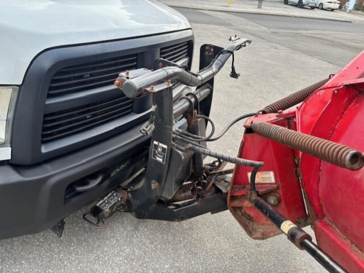 2012 RAM 2500 4WD 6.7L CUMMINS DIESEL **BOSS V SNOW PLOW-108KM** Photo
