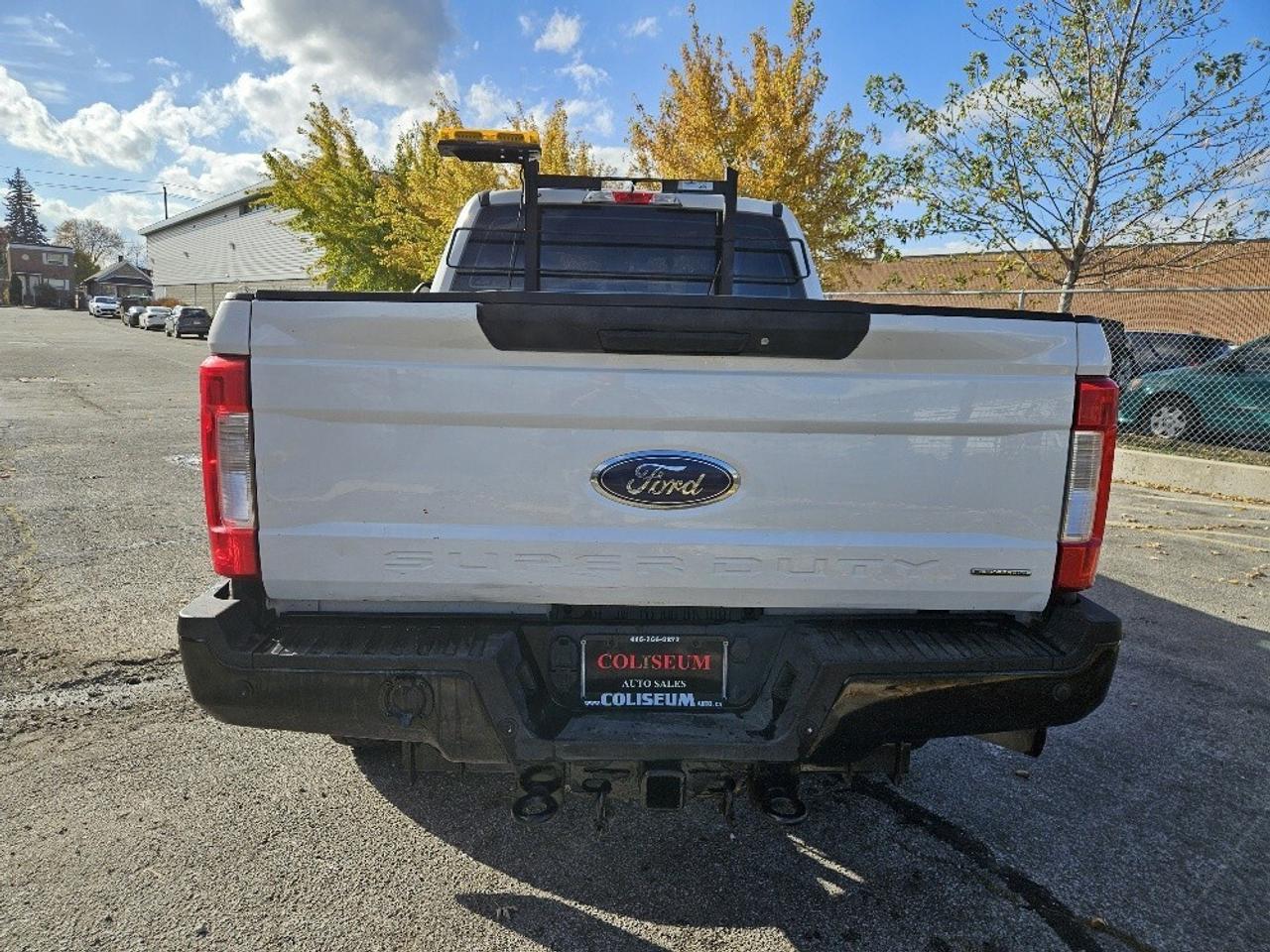 2017 Ford F-250 4WD SUPER CAB SHORT BOX-1 OWNER-CERTIFIED-NEW TIRE Photo