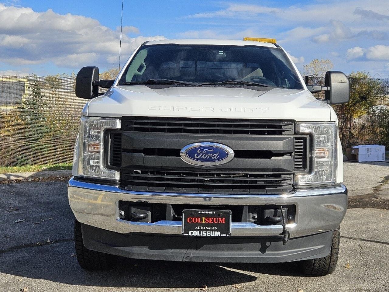 2017 Ford F-250 4WD SUPER CAB SHORT BOX-1 OWNER-CERTIFIED-NEW TIRE Photo