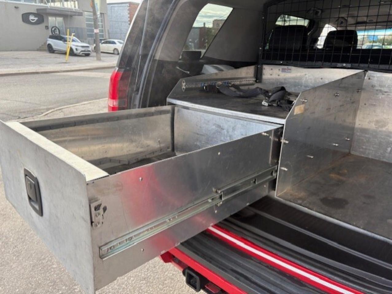 2016 Chevrolet Tahoe 4WD **FIRE CHIEF'S TRUCK-FULL SERVICE HISTORY** Photo