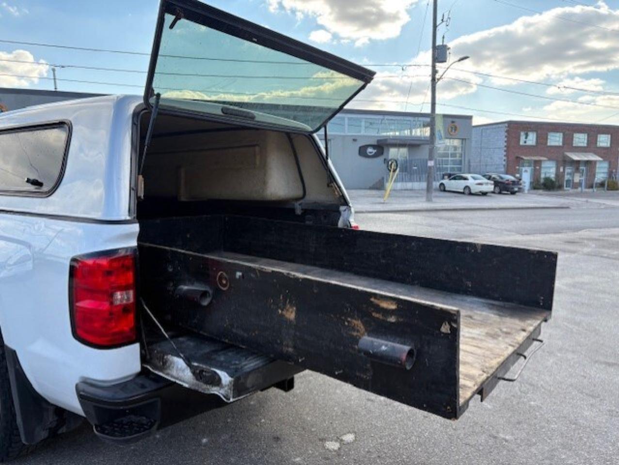 2017 Chevrolet Silverado 1500 V6 REGULAR CAB-8' LONG BOX- BED SLIDE-CAP-TOW PKG. Photo