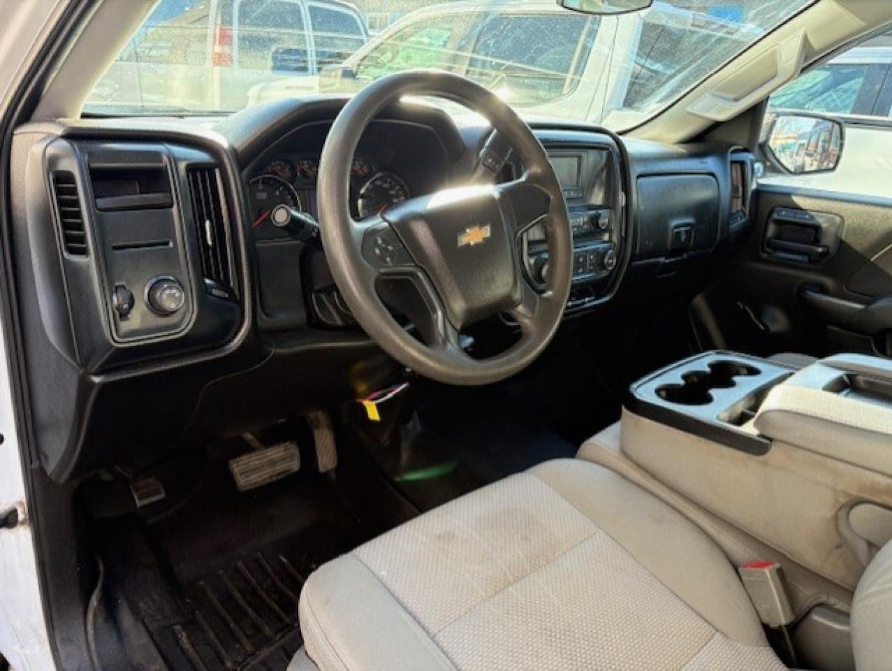 2017 Chevrolet Silverado 1500 V6 REGULAR CAB-8' LONG BOX- BED SLIDE-CAP-TOW PKG. Photo