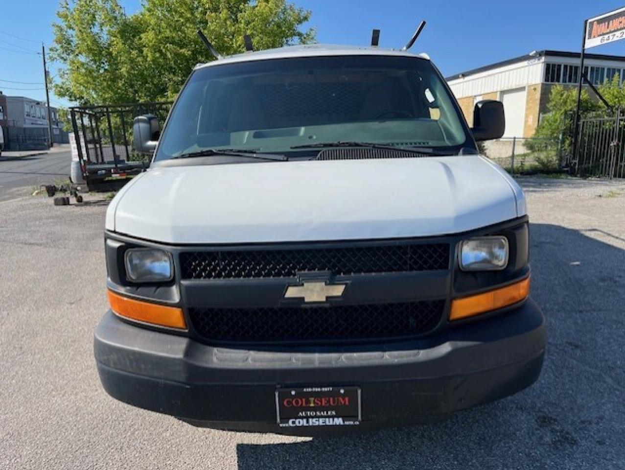 2016 Chevrolet Express 2500 EXTENDED **LADDER RACKS-NO WINDOWS ALL AROUND** Photo