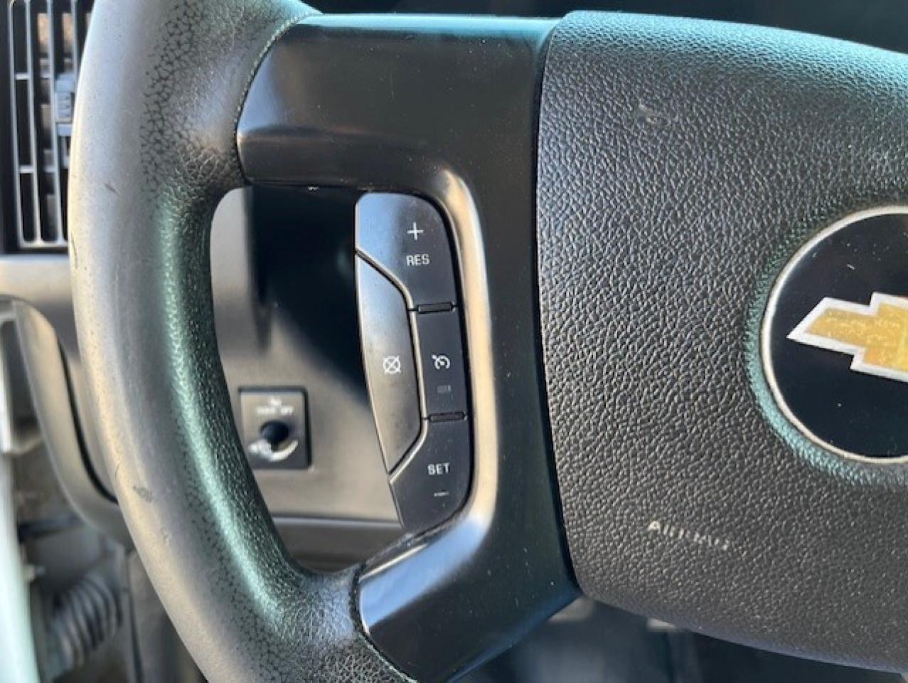 2016 Chevrolet Express 2500 EXTENDED **LADDER RACKS-NO WINDOWS ALL AROUND** Photo