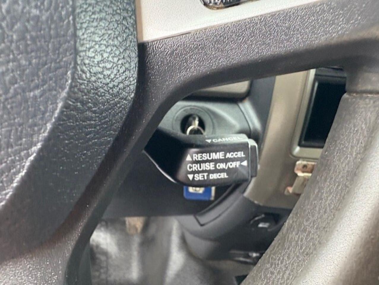 2011 RAM 2500 6.7L CUMMINS DIESEL **POWER DUMP BOX** CREW CAB!! Photo