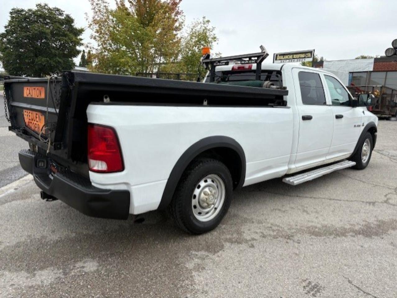 2011 RAM 2500 6.7L CUMMINS DIESEL **POWER DUMP BOX** CREW CAB!! Photo