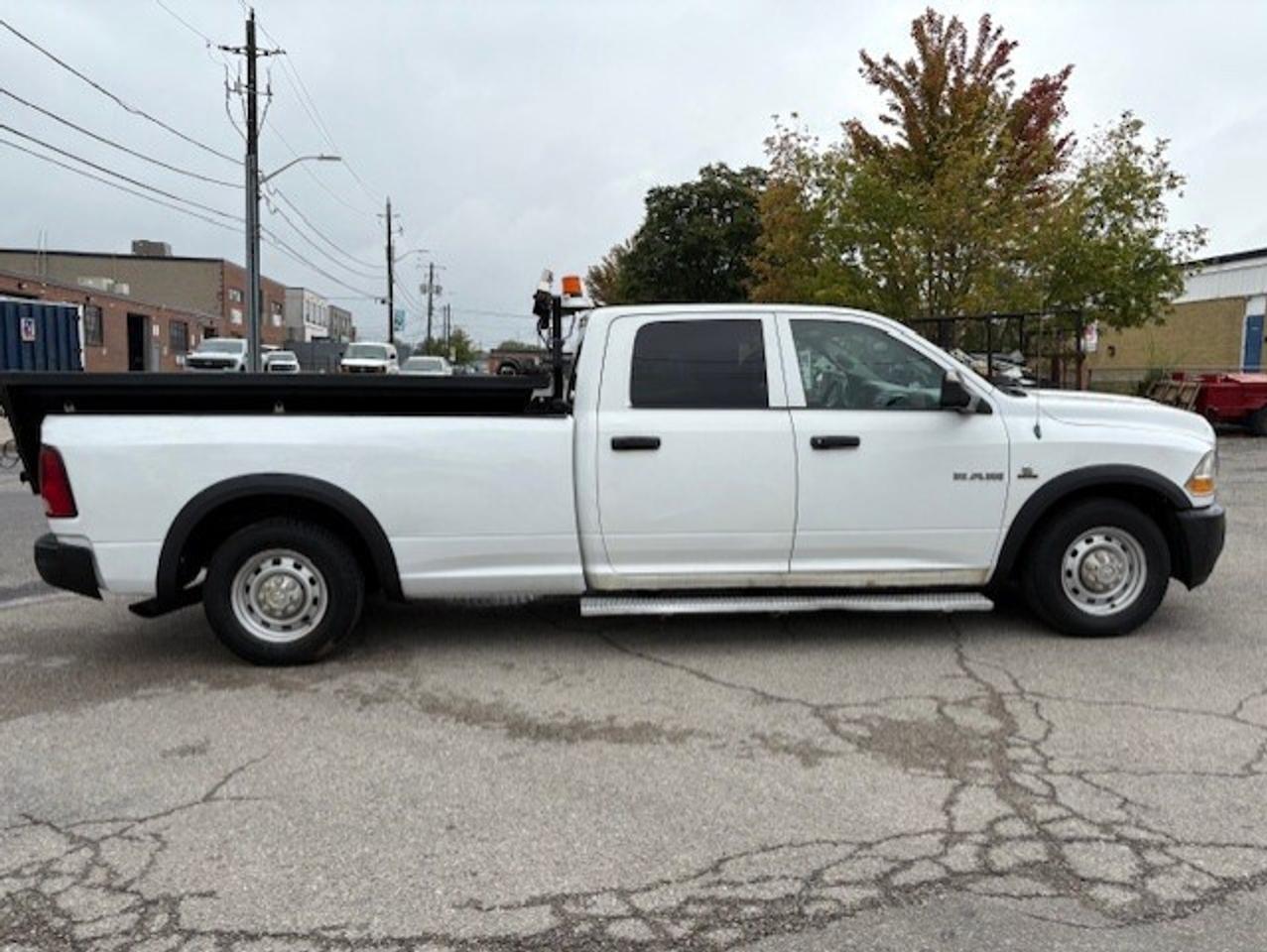 2011 RAM 2500 6.7L CUMMINS DIESEL **POWER DUMP BOX** CREW CAB!! Photo