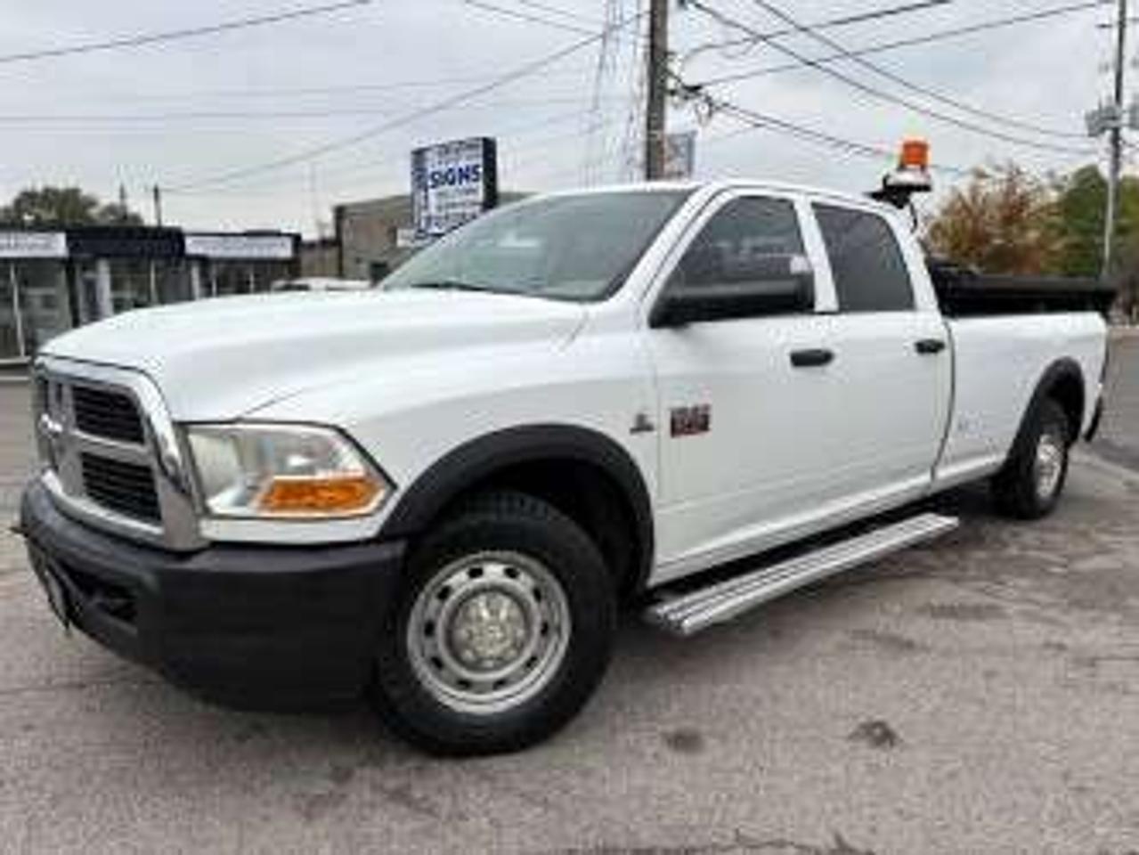 2011 RAM 2500 6.7L CUMMINS DIESEL **POWER DUMP BOX** CREW CAB!! Photo1