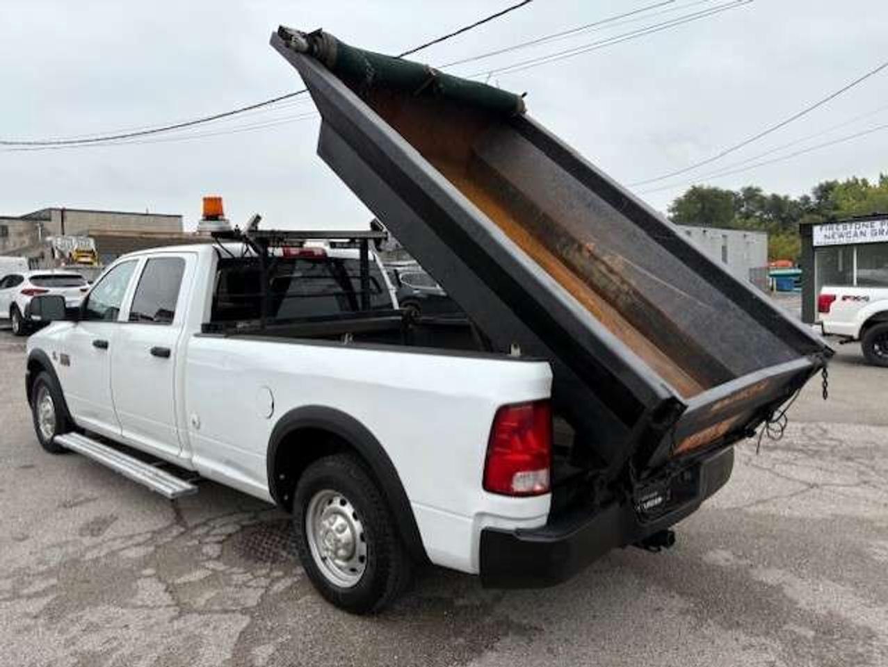 2011 RAM 2500 6.7L CUMMINS DIESEL **POWER DUMP BOX** CREW CAB!! Photo